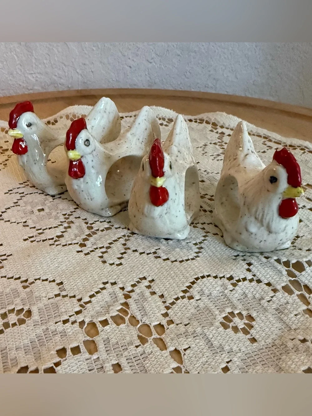 Vintage Set of 4 Speckled Ceramic Rooster Napkin Ring Holders